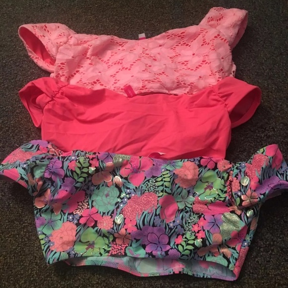 3 VS Swim Top Bundle - Picture 3 of 3